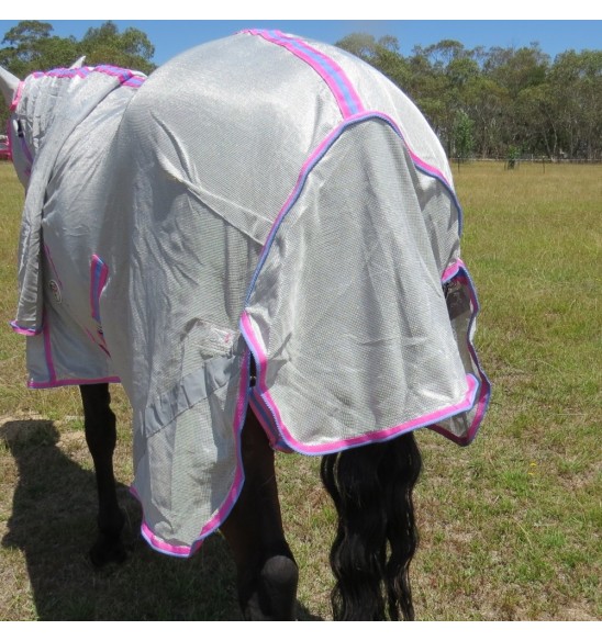 Tail flap and rear view of silver Love My Horse Dura Mesh Hooded Combo with pink trim