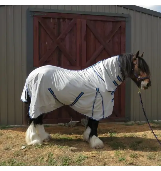 Large brown clydesdale horse wearing Love My Horse silver clydesdale mesh combo