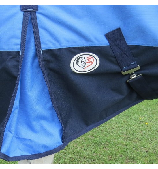 Shoulder dart on Love My Horse Blue Winter Combo