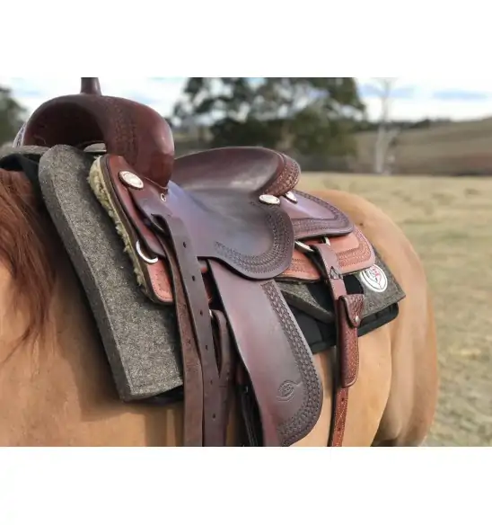 Half Inch Western Wool Saddle Pad - 32" | Free Liner|Horse Rugs | LOVE MY HORSE - Australia