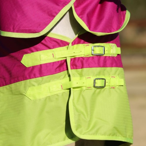 1200 Denier ripstop outer for strength and double chest buckles for stability and safety